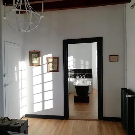Domaine Abartiague فندق مبيت وإفطار أوسْ