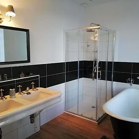 Domaine Abartiague فندق مبيت وإفطار أوسْ