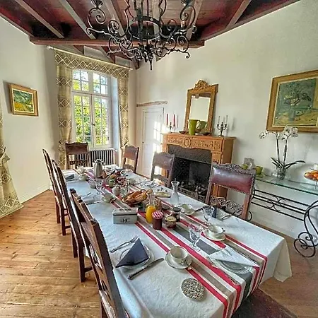 فندق مبيت وإفطار Domaine Abartiague أوسْ